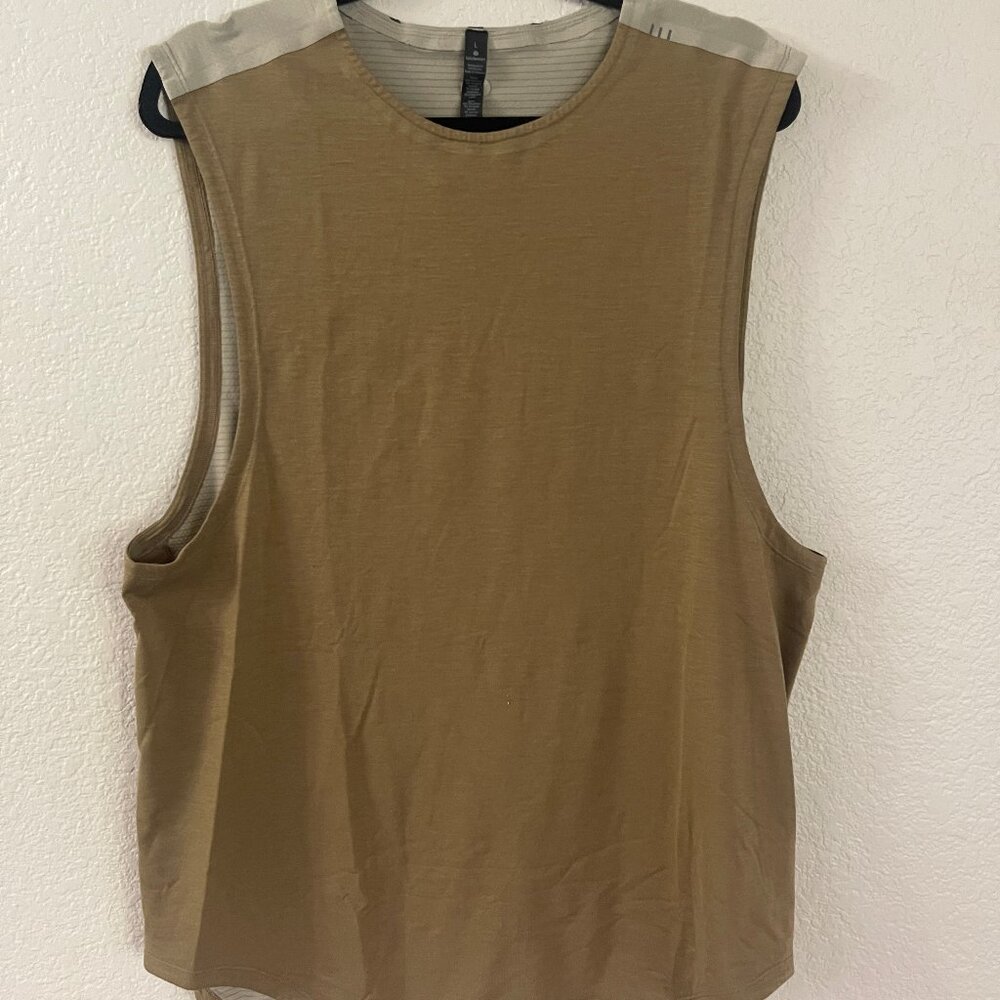Lululemon Men's Large Workout Tank Top